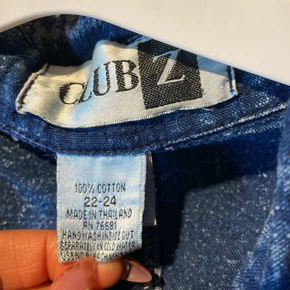 Club Z Vintage Denim Embroidered Button Down Shirt Woman’s 22-24 - Picture 5 of 5